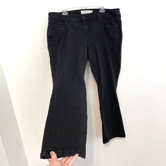 TORRID Plus Size Slim Boot Jean Vintage Stretch Black Mid Rise Bootcut Jeans 18 - Picture 9 of 16